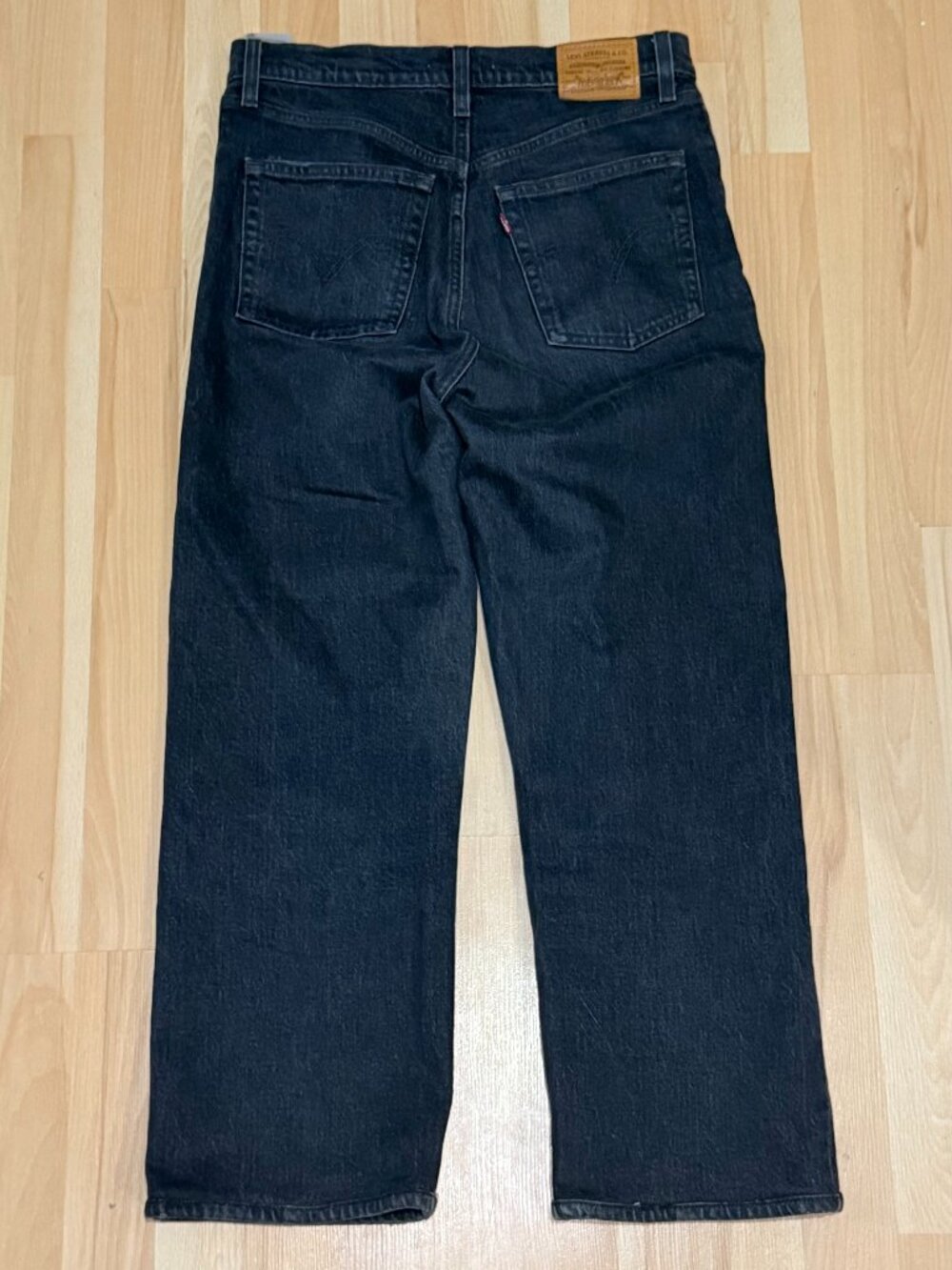 High Waisted Rib Racge Straight Levi Jean - Picture 2 of 2